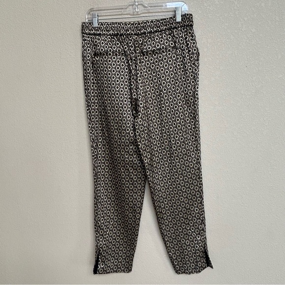 Anthropologie Women’s Slim Ankle Pants Black Gold Geometric Print Size Medium - Picture 2 of 8
